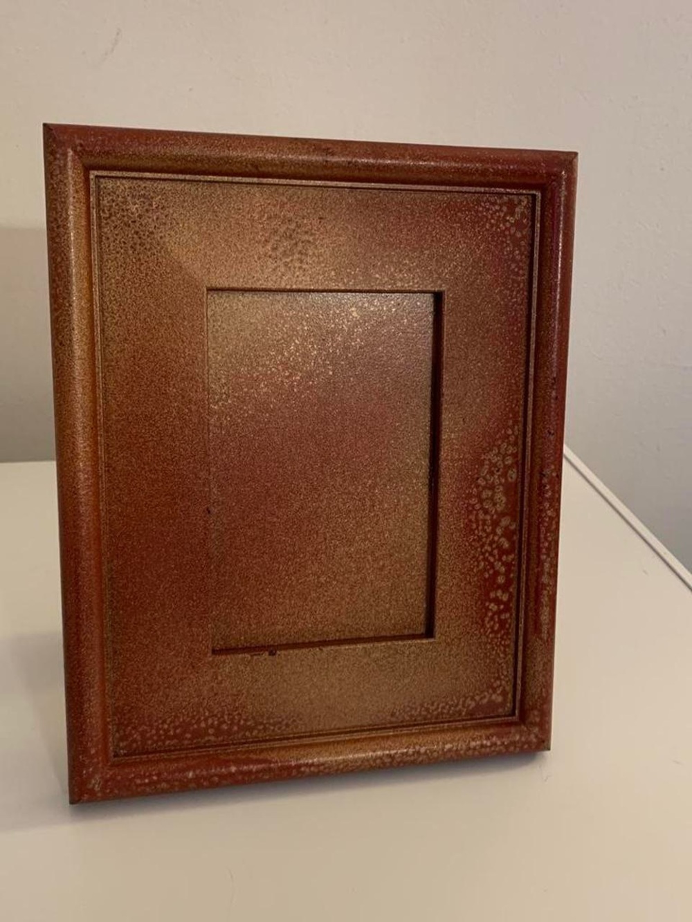 Rust-Textured Decorative Picture Frame - Brown